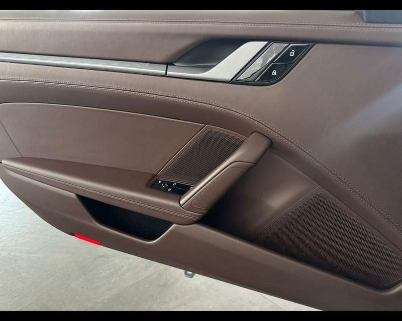Porsche 911 (992) Carrera