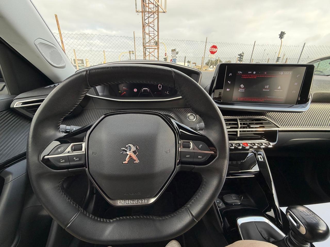 PEUGEOT 2008 1.2 Benz. Allure Pack GARANTITA