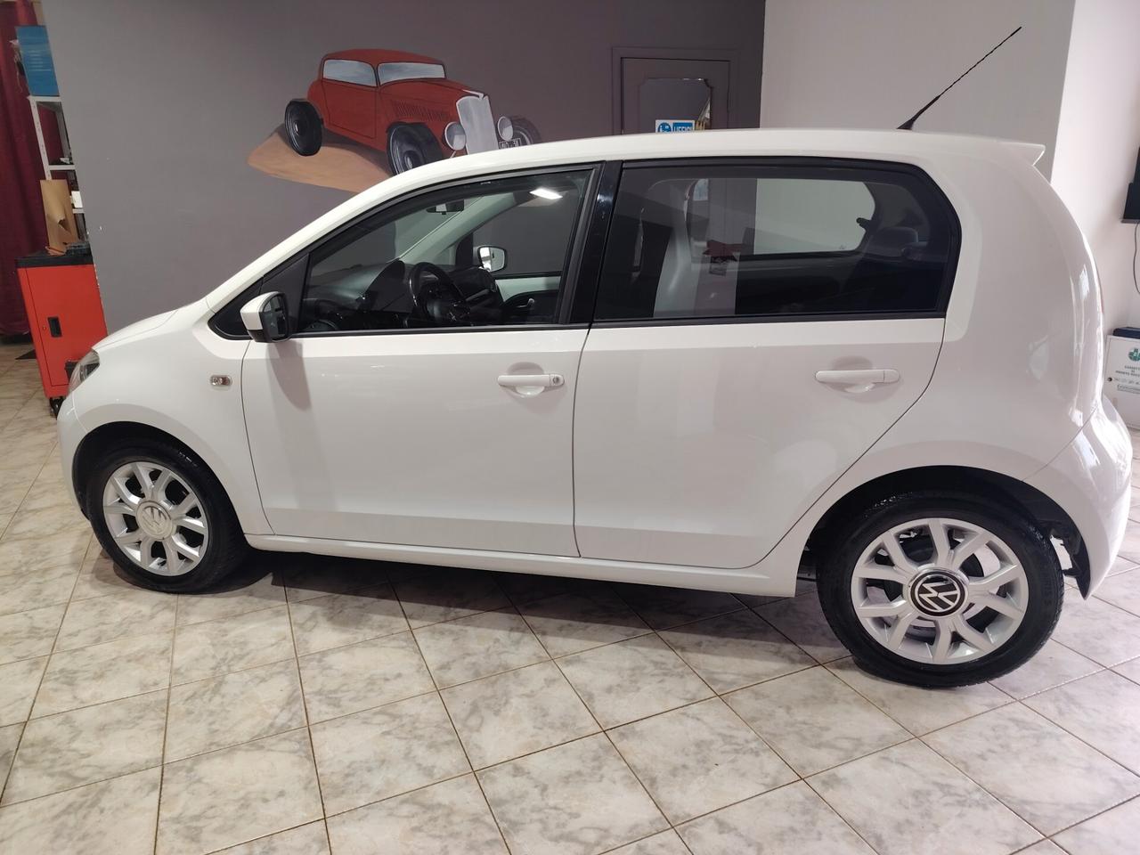 Volkswagen up! 1.0 75 CV 5p. high