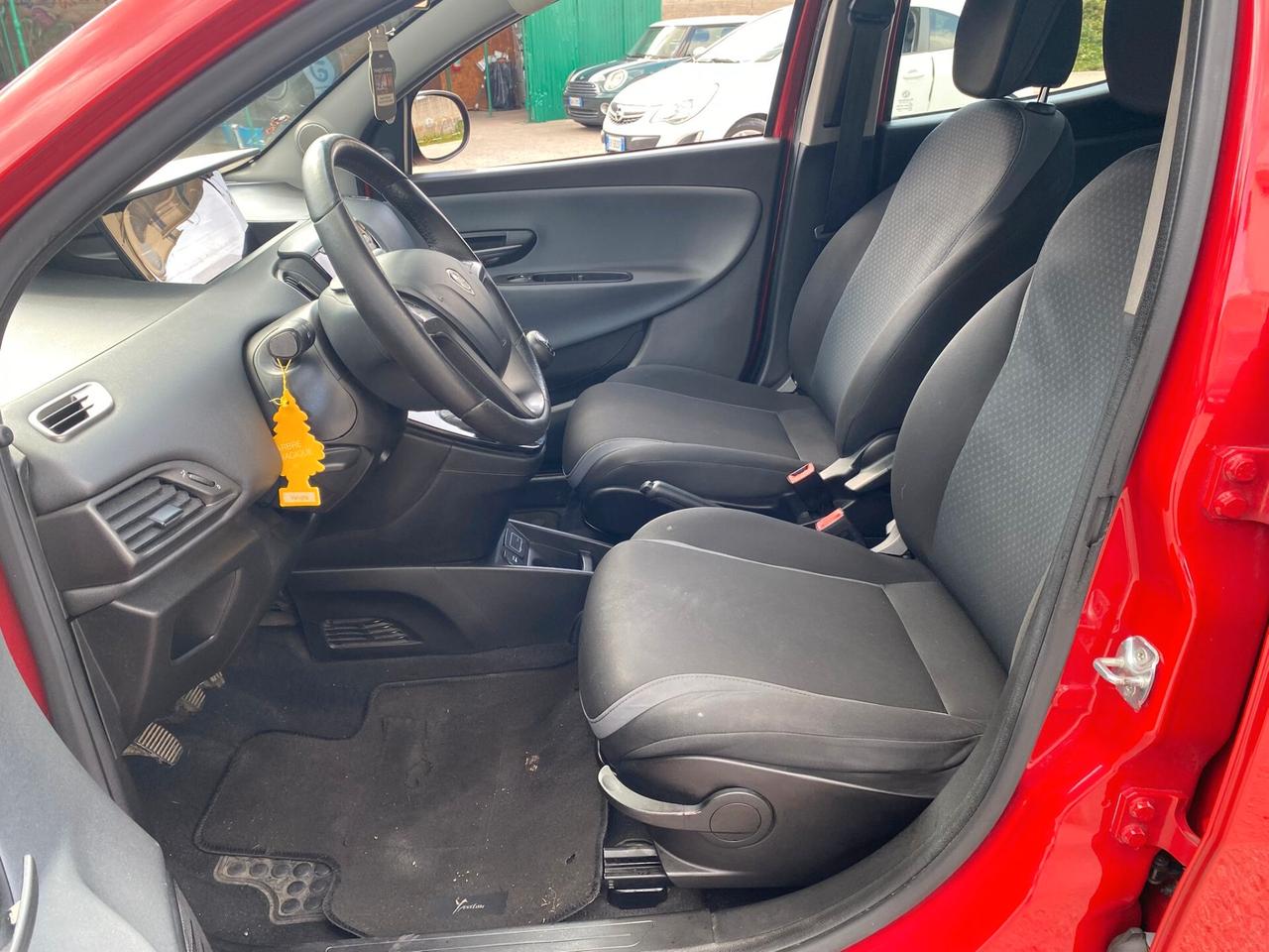 Lancia Ypsilon 1.3 MJT 95cv full restyling 2016