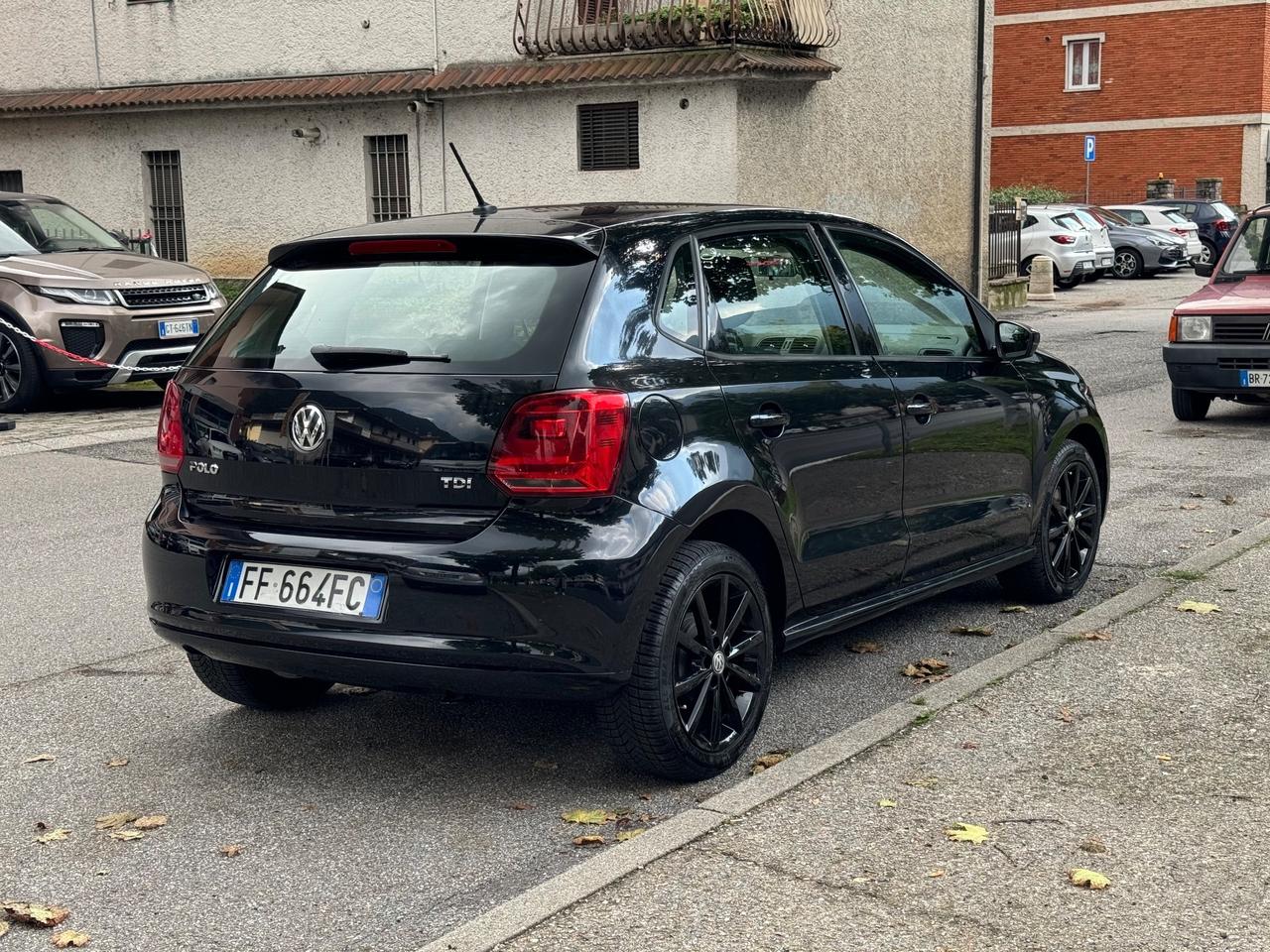 Volkswagen Polo 1.4 TDI 5p. - NEOPATENTATI- GOMME NUOVE 4 STAGIONI