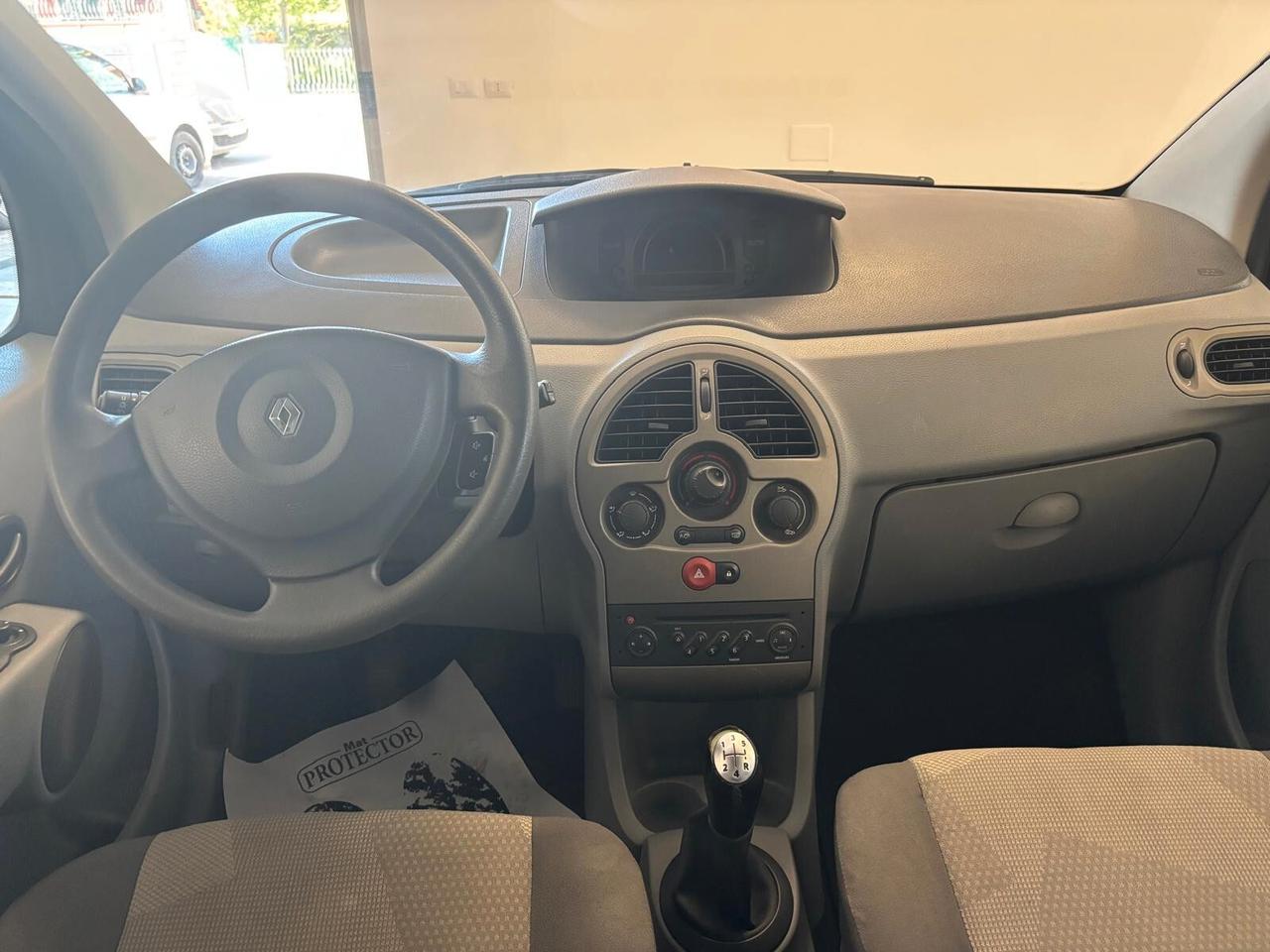 RENAULT MODUS ANNO 2007 BZ 1.2 ADATTA NEOPATENTATI KM 120 MILA