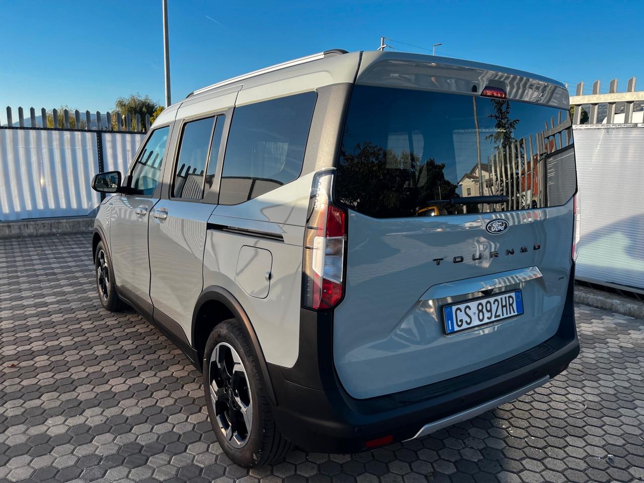 Ford Tourneo Courier Tourneo Courier 1.0 EcoBoost Active