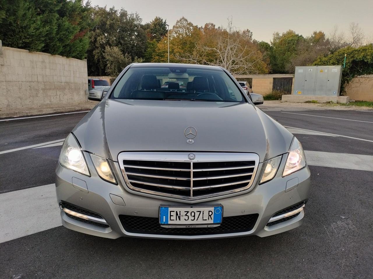Mercedes-benz E 220 CDI BlueEFFICIENCY Avantgarde 156.000km