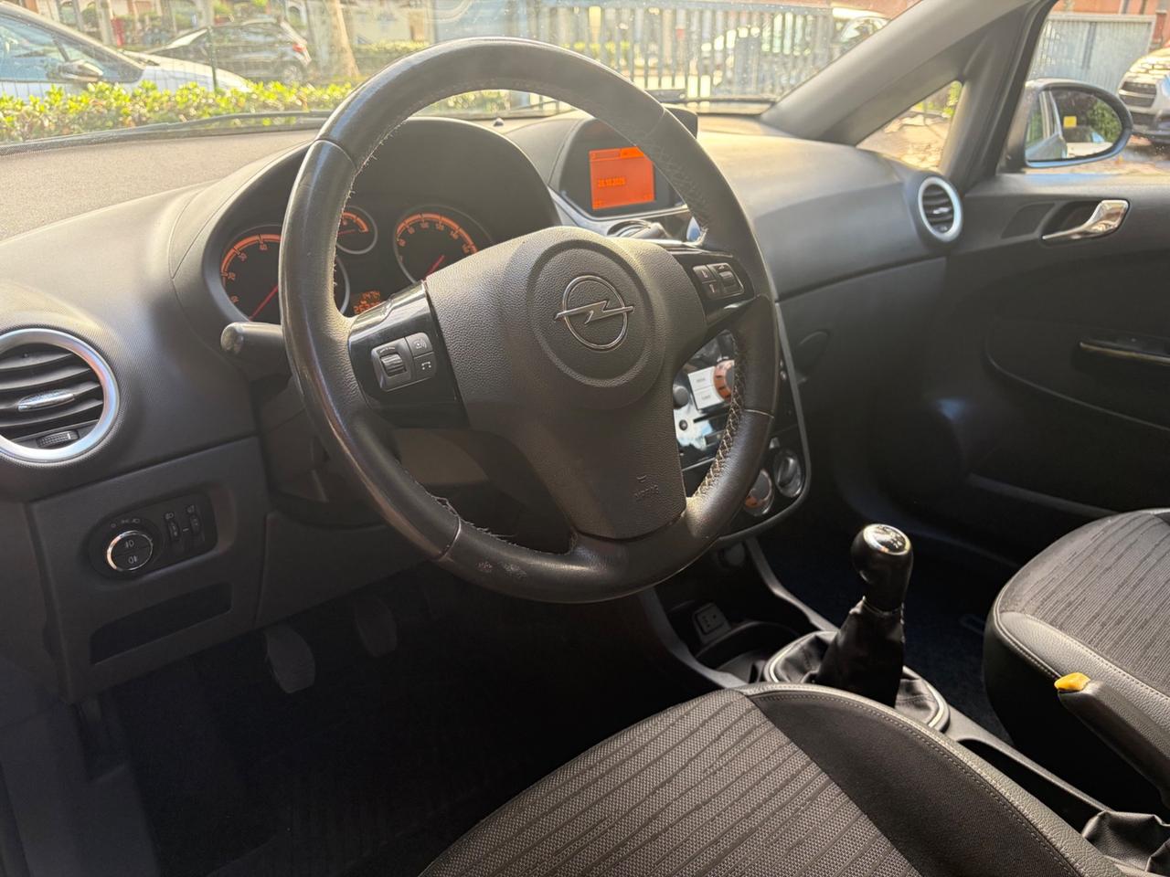 Opel Corsa 1.2 85CV 5 porte GPL-TECH Edition NEOPATENTATI