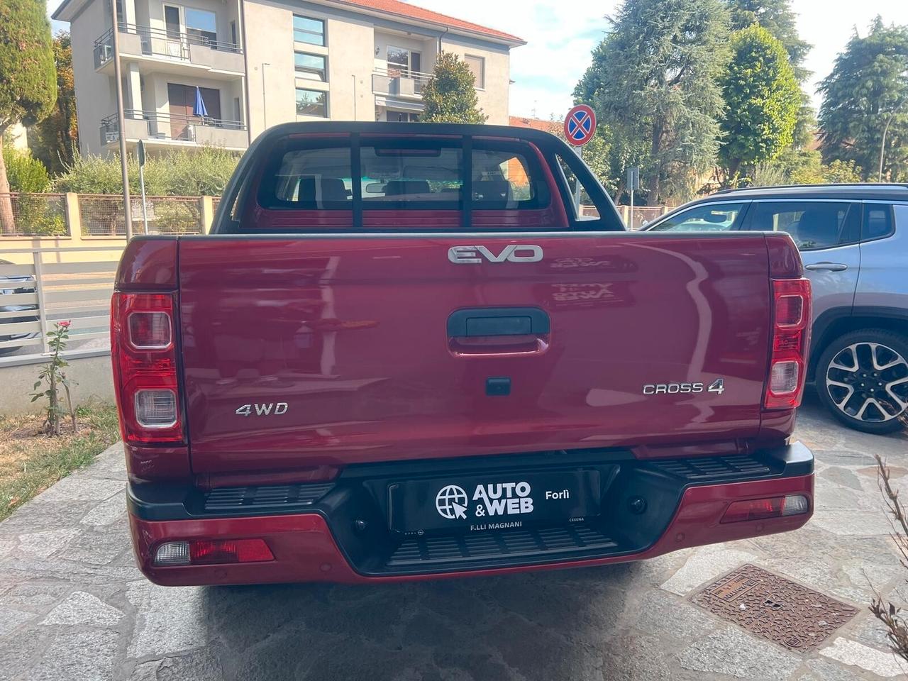 EVO CROSS 4 2.0 T.D. DOPPIA CABINA 4x4 NEOP