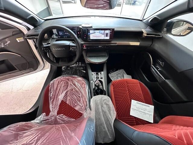 Lancia Ypsilon Hybrid e-DCT LX KM0 2026