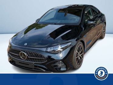 Mercedes-Benz CLA 200 Automatic Coupé AMG Line