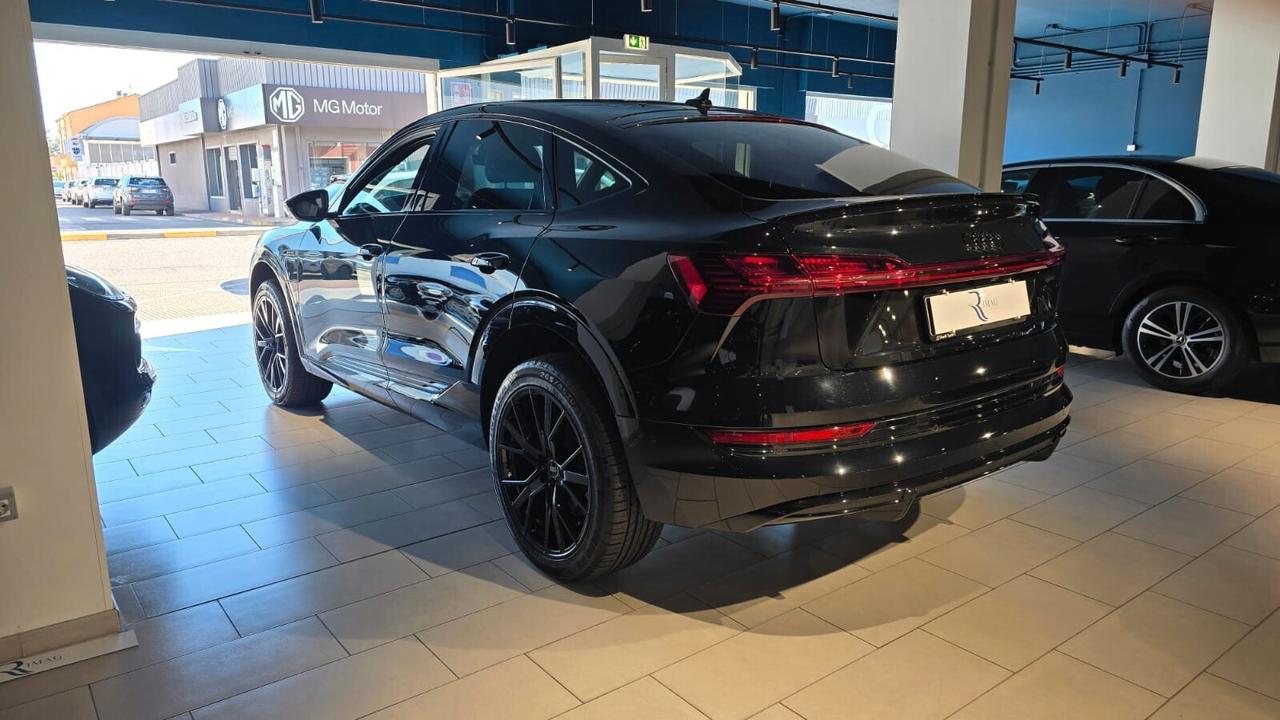 Audi Q8 e-tron SPB 55 quattro
