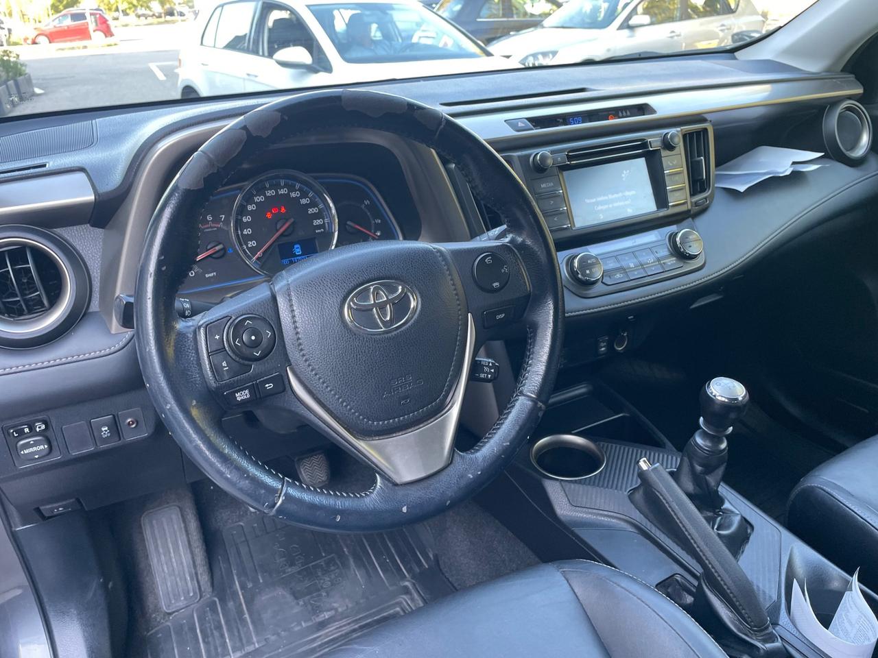 Toyota RAV 4 RAV4 2.2 D-4D 4WD*Navi*Retrocamera*Libro service*