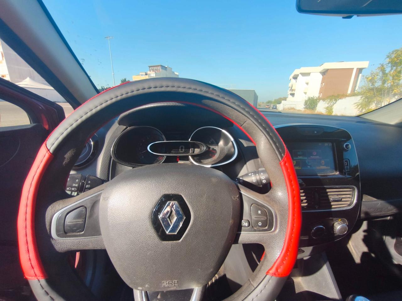 Renault Clio TCe 12V 75 CV 5 porte (12 mesi di garanzia)