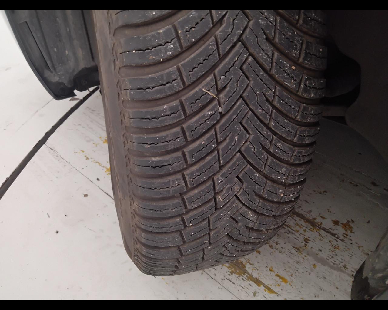 Mercedes-Benz Classe B - W247 2018 - B 180 d Sport auto