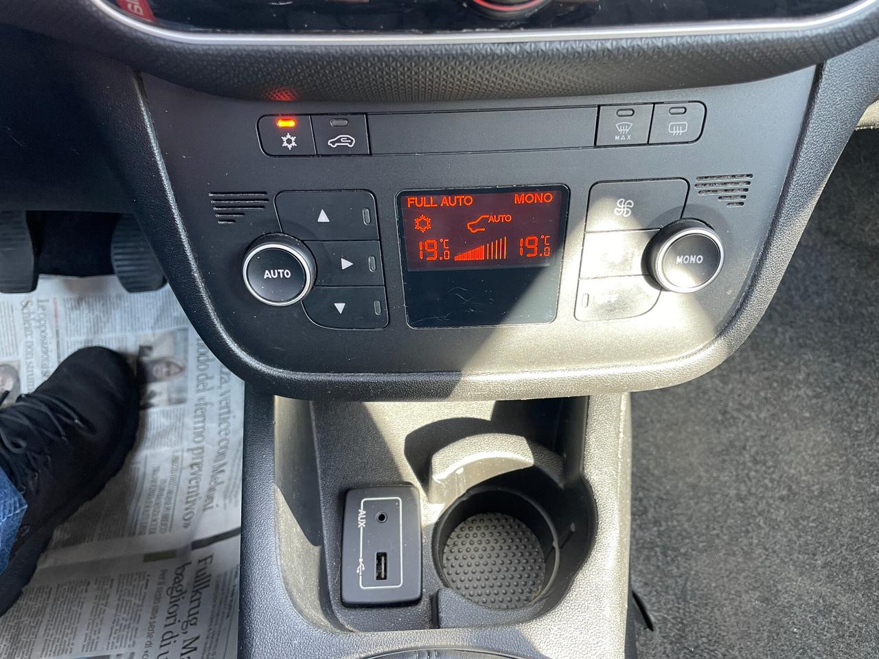 Fiat Punto 1.3 MJT II S&S 95 CV 5 porte Street