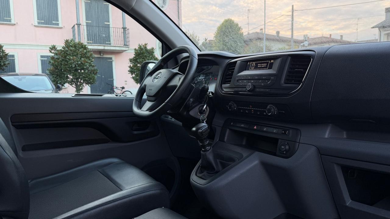 OPEL VIVARO 2.0 CABINATO ENJOY L3H1 PM 122 CV - NEOPATENTATI