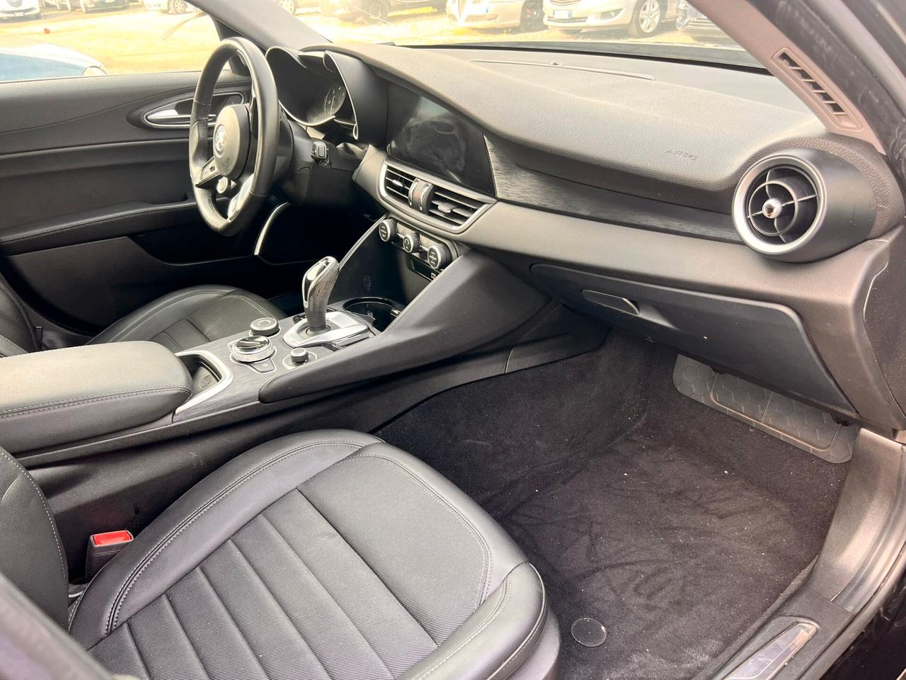 Alfa Romeo Giulia 2.2 Turbodiesel 160 CV AT8 Sprint