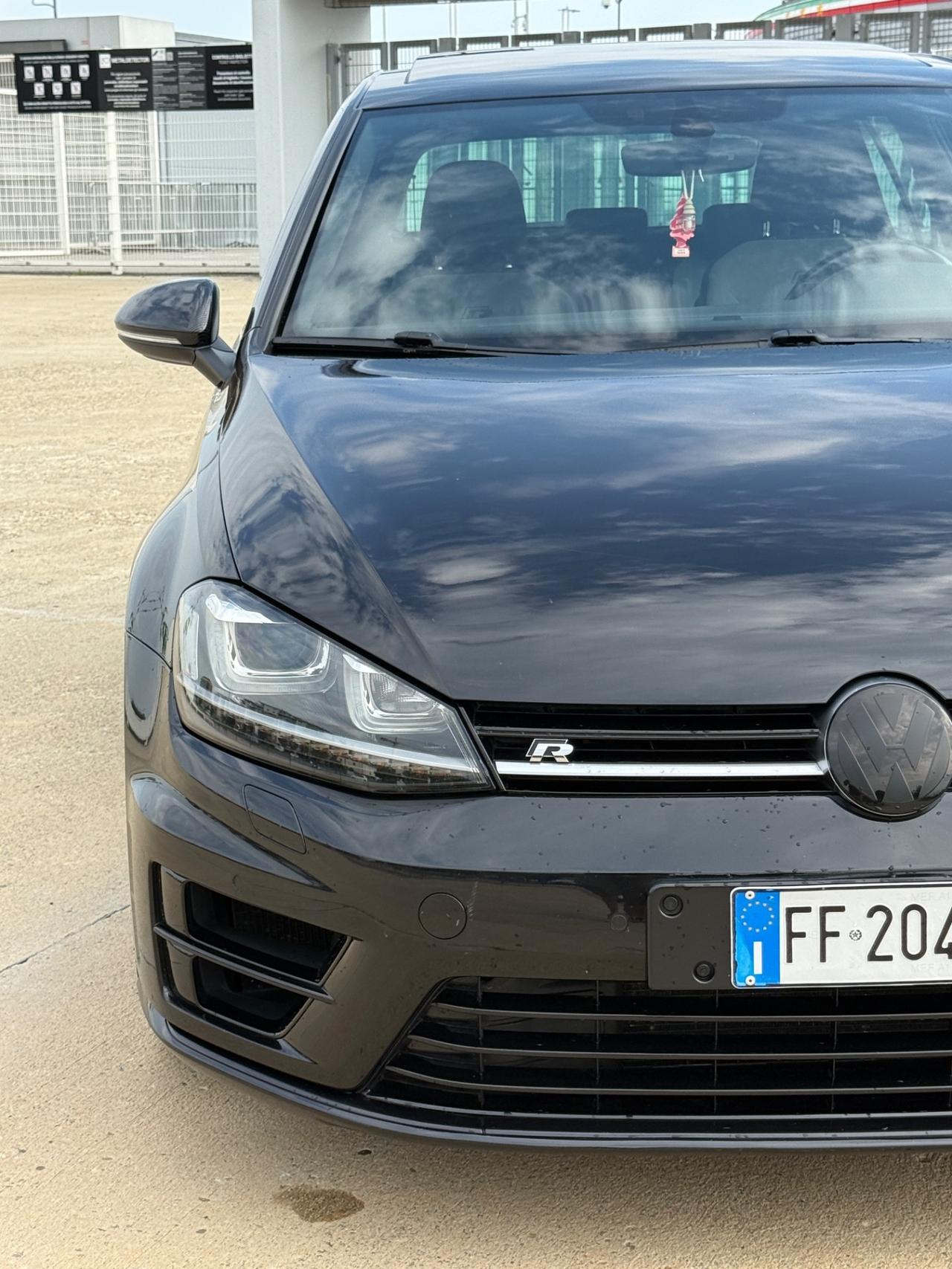 Volkswagen Golf R 2.0TSI DSG 4Motion 300cv