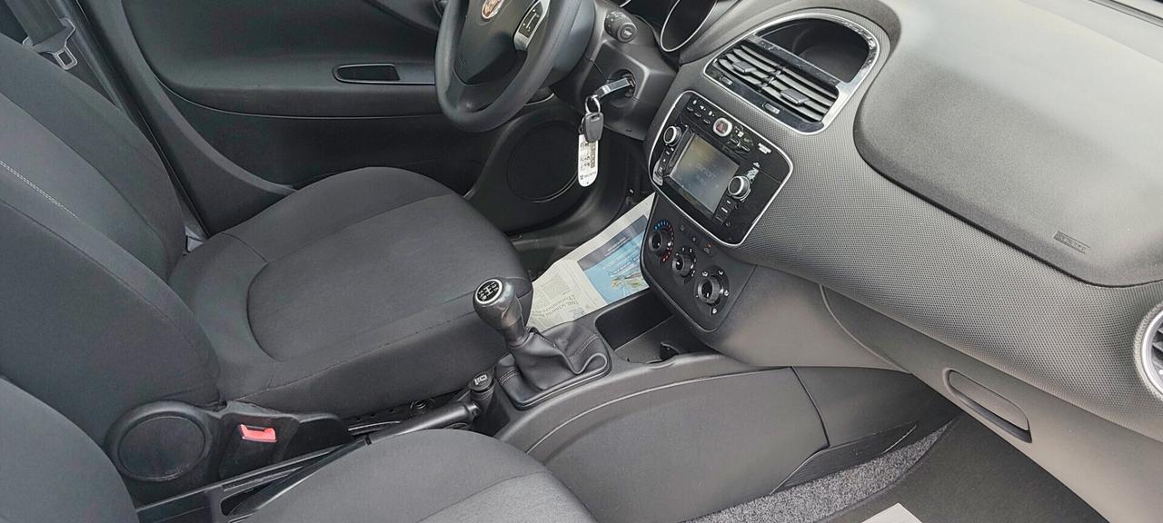 Fiat Punto 1.3 MJT II S&S 95 CV 5 porte Street
