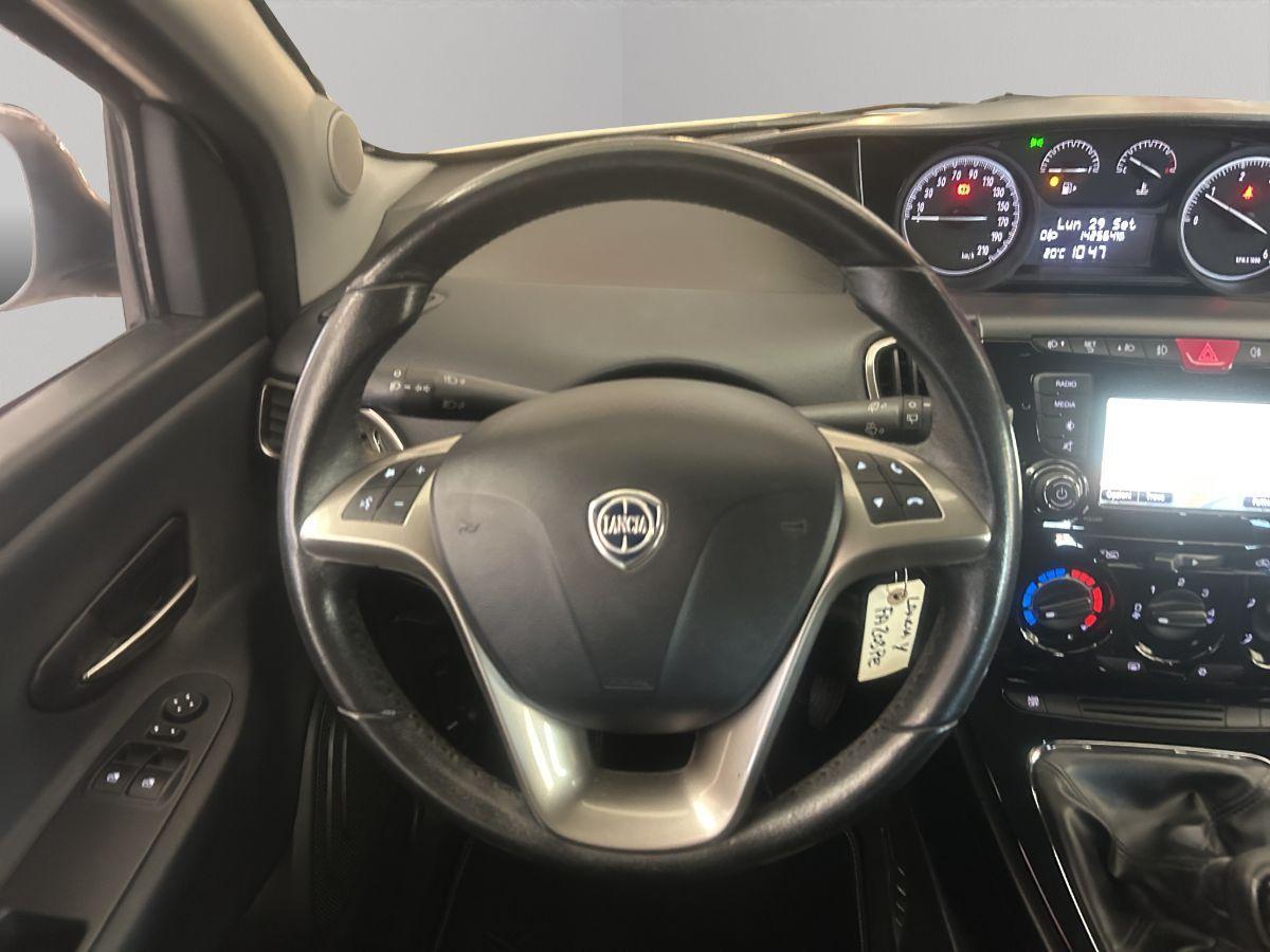 LANCIA - Ypsilon - 1.3 MJT 95 CV 5p. S&S NAVI Opening Ed