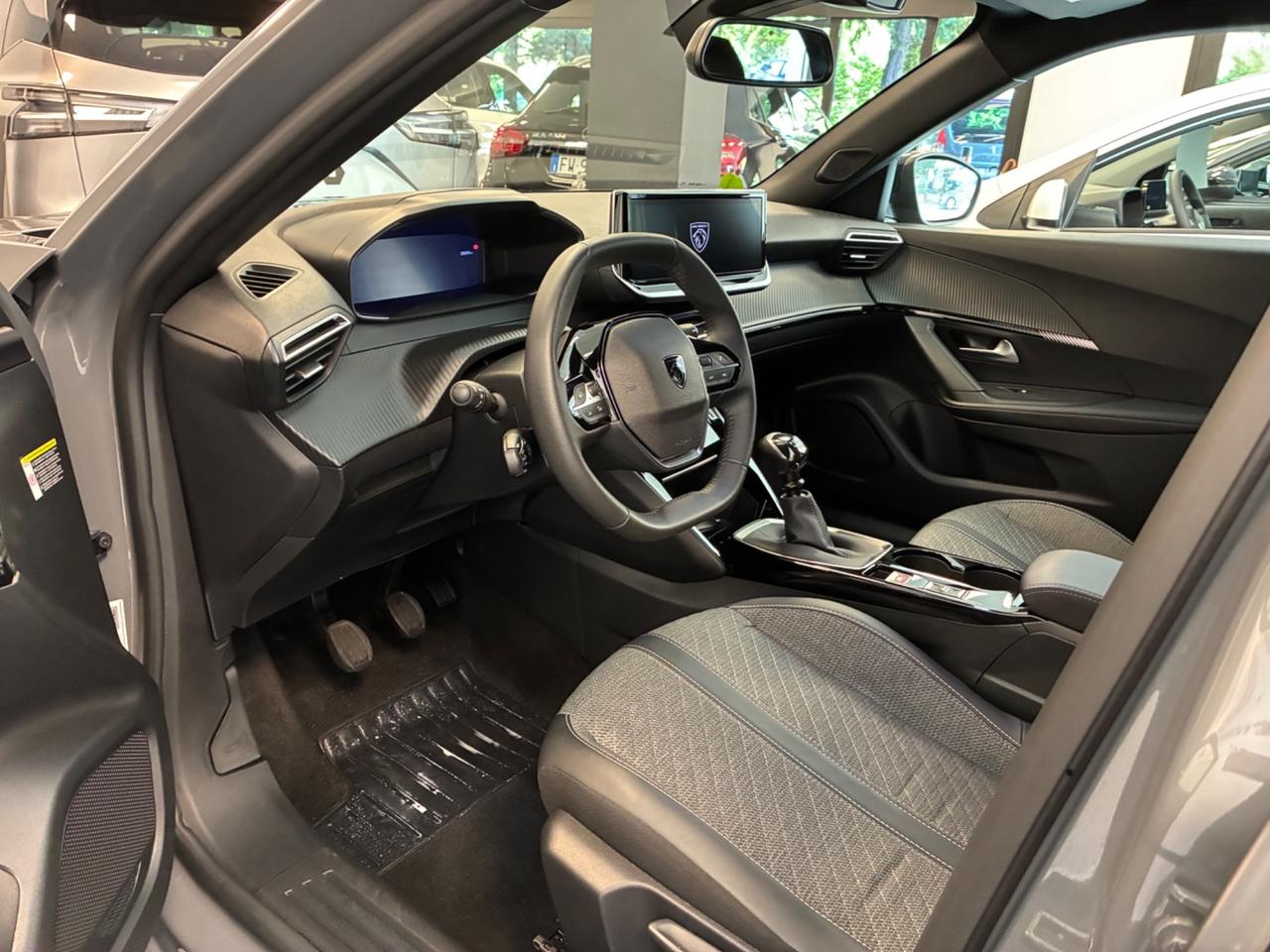 Peugeot 2008 PureTech 100 S&S Allure
