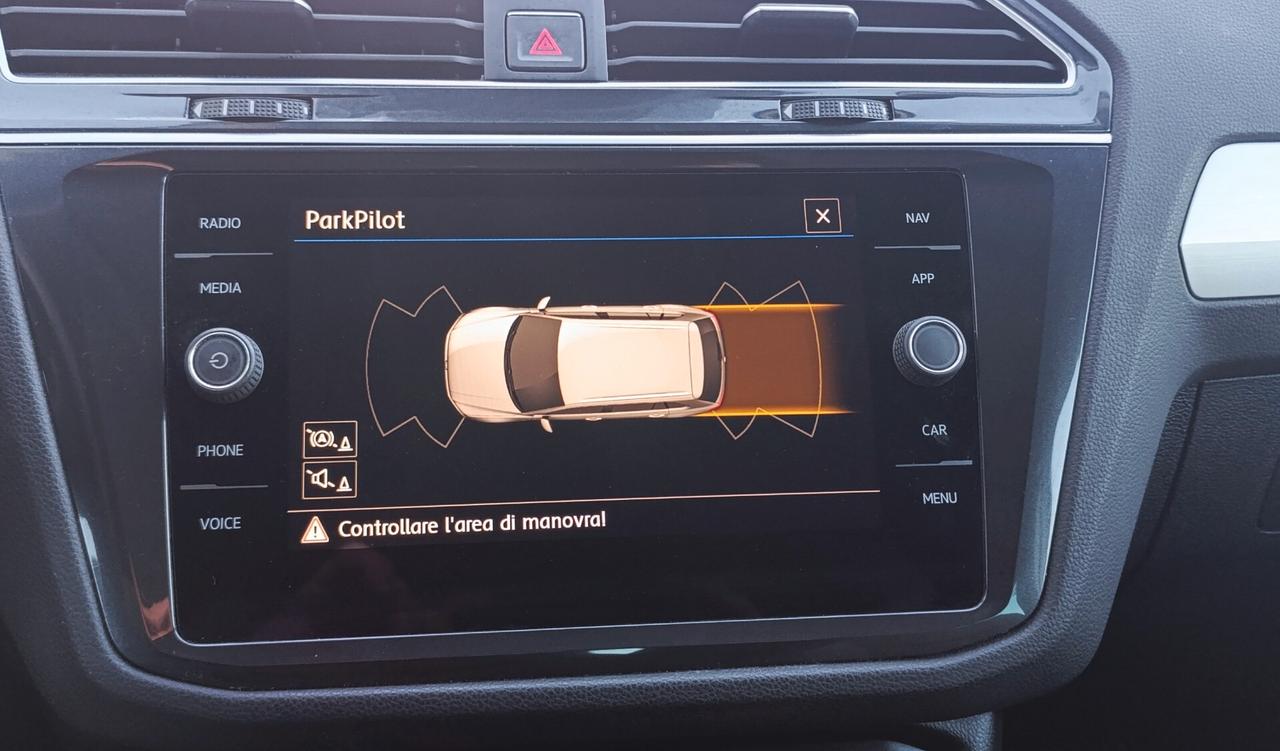 Volkswagen Tiguan 1.6 TDI 115cv Business - Uniproprietario - Service Volkswagen