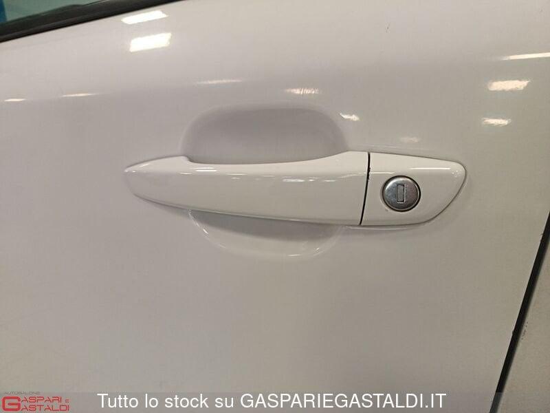 Peugeot 2008 BlueHDi 100 S&S Active KEYLESS