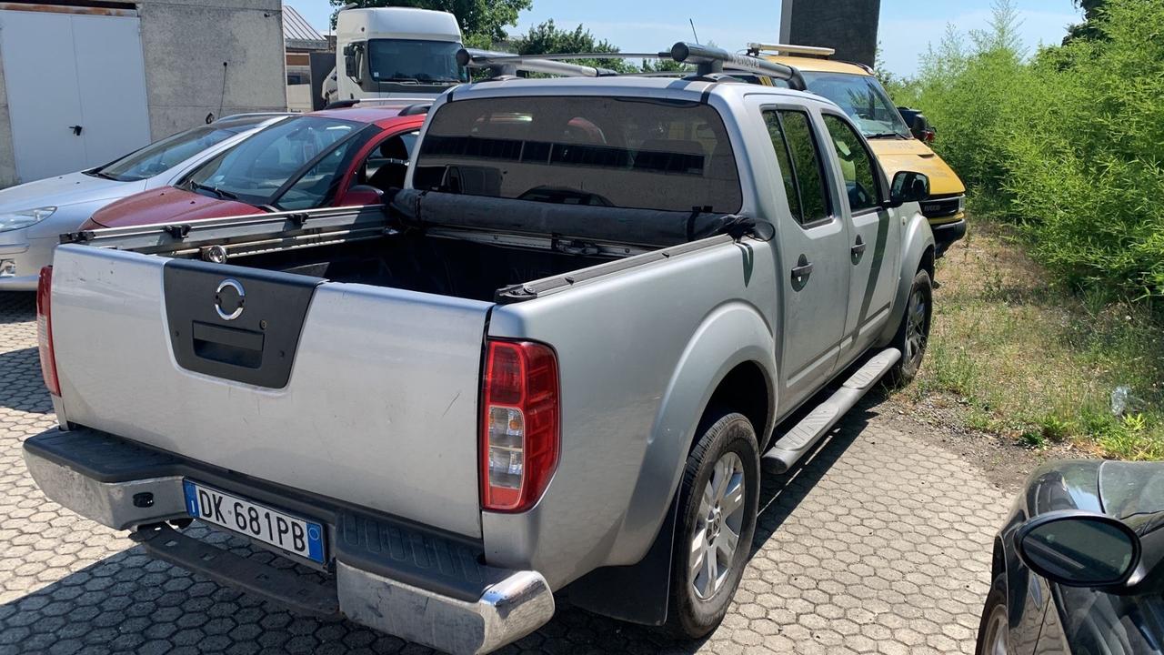 Nissan Navara 2.5 dCi 4 porte Double Cab Sport
