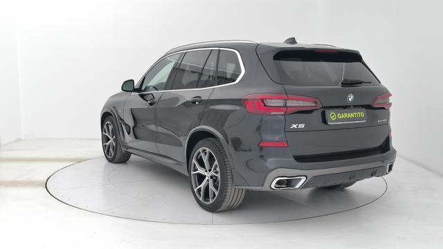 BMW X5 xdrive40d mhev 48V Msport auto