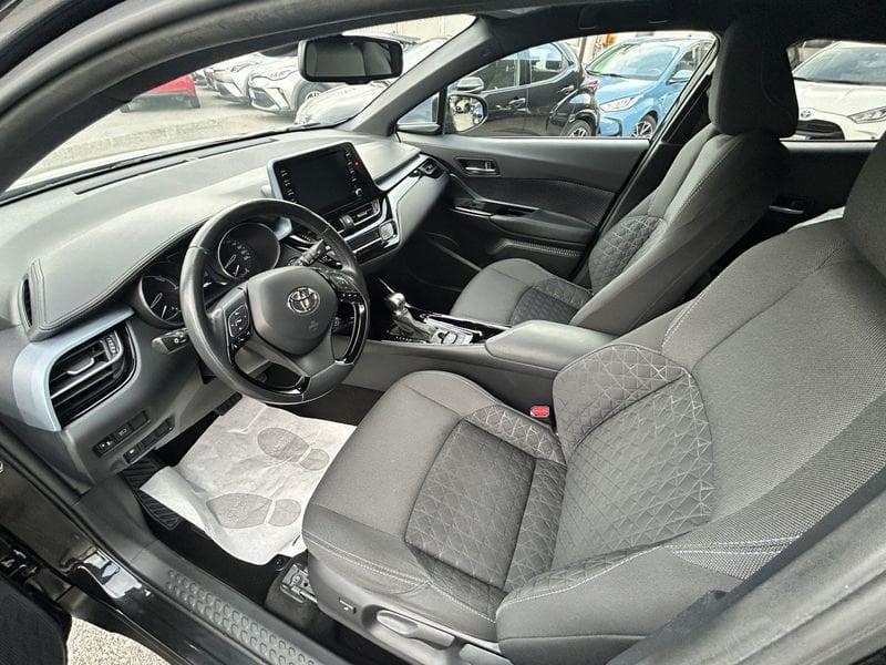 Toyota C-HR 1.8 Hybrid E-CVT Trend