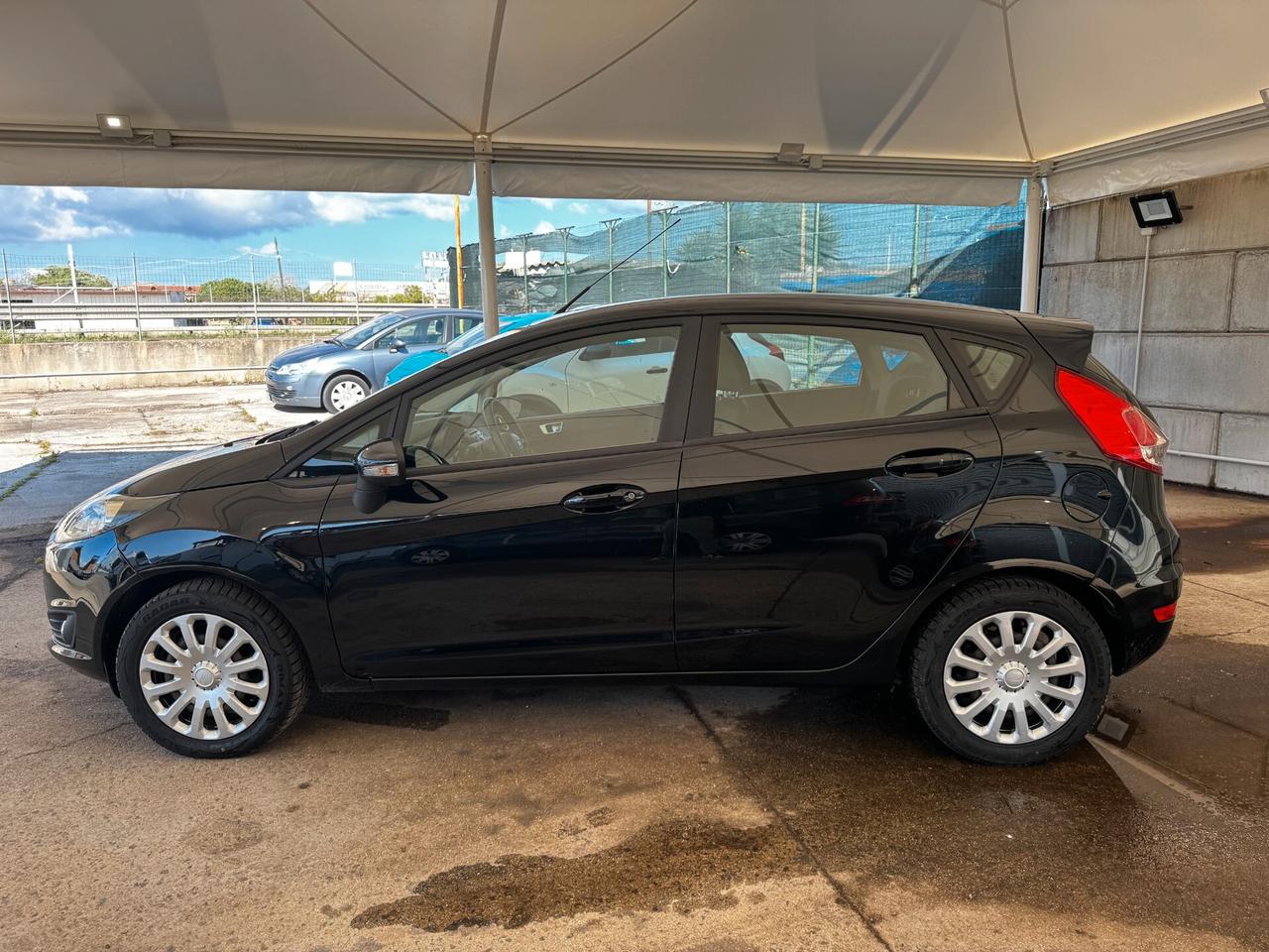 Ford Fiesta 1.5 TDCi 75CV Business - 2017