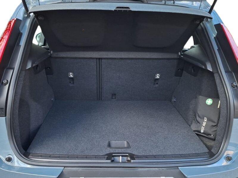 Volvo XC40 D3 150 CV AWD Automatica NAVI LED Business