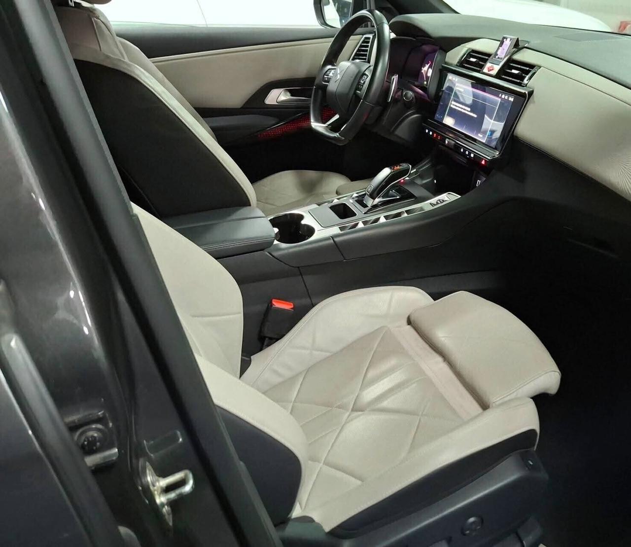 Ds 7 BlueHDi 130 aut. Cerchi 19 Sedili massaggianti