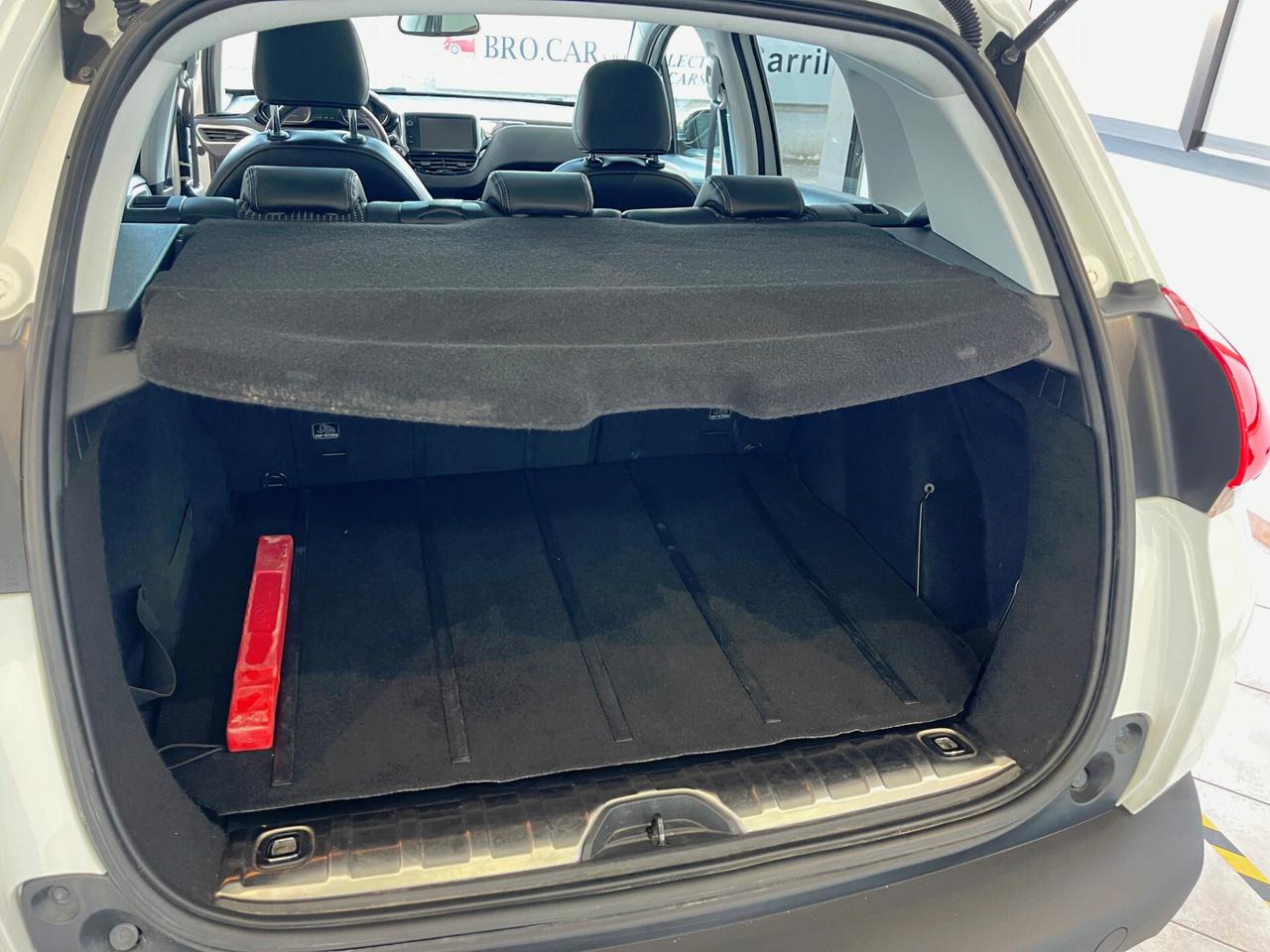 Peugeot 2008 1.6 e-HDi 92 CV Stop&Start Allure