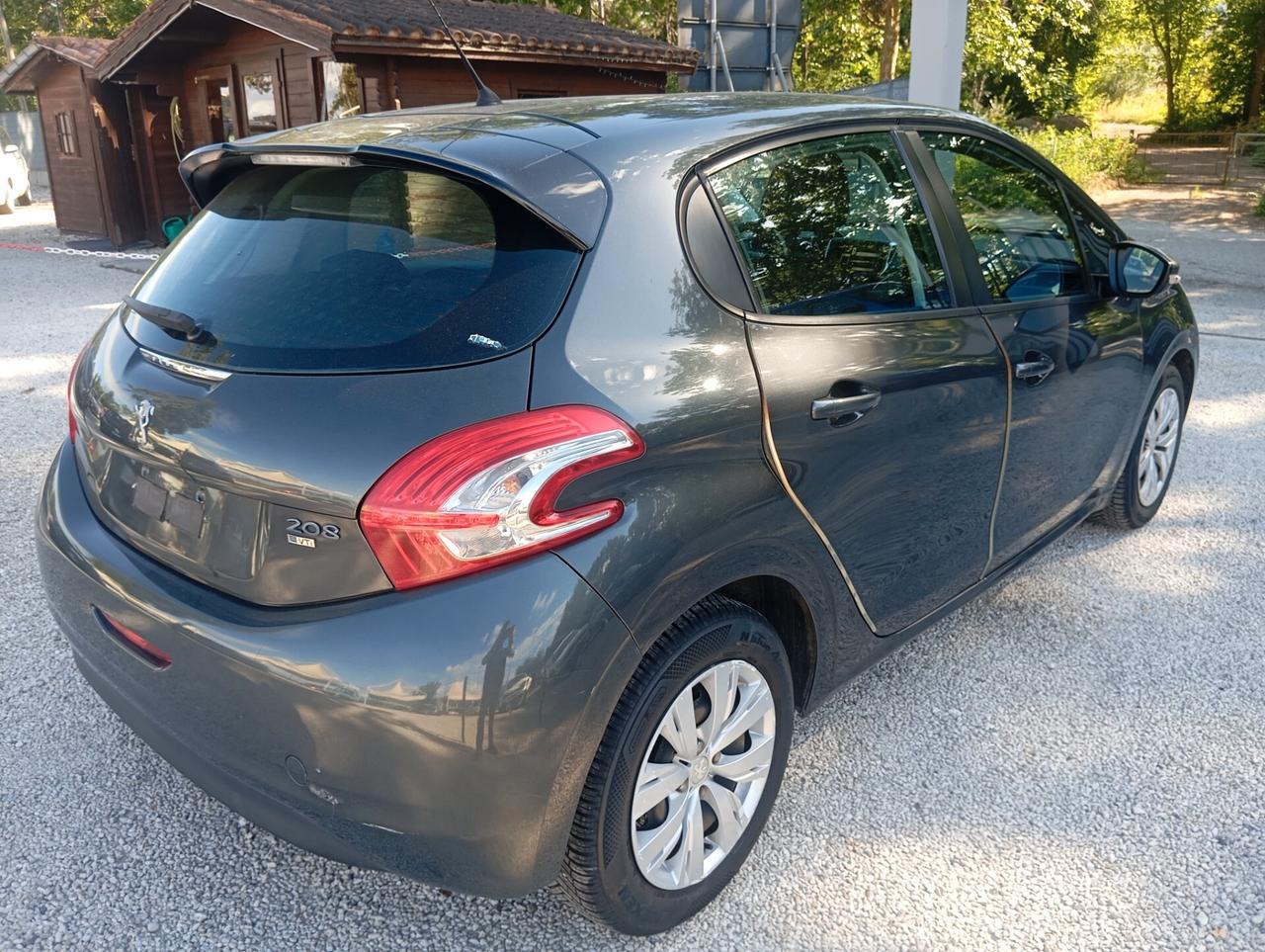 Peugeot 208 Automatica 5 porte Active