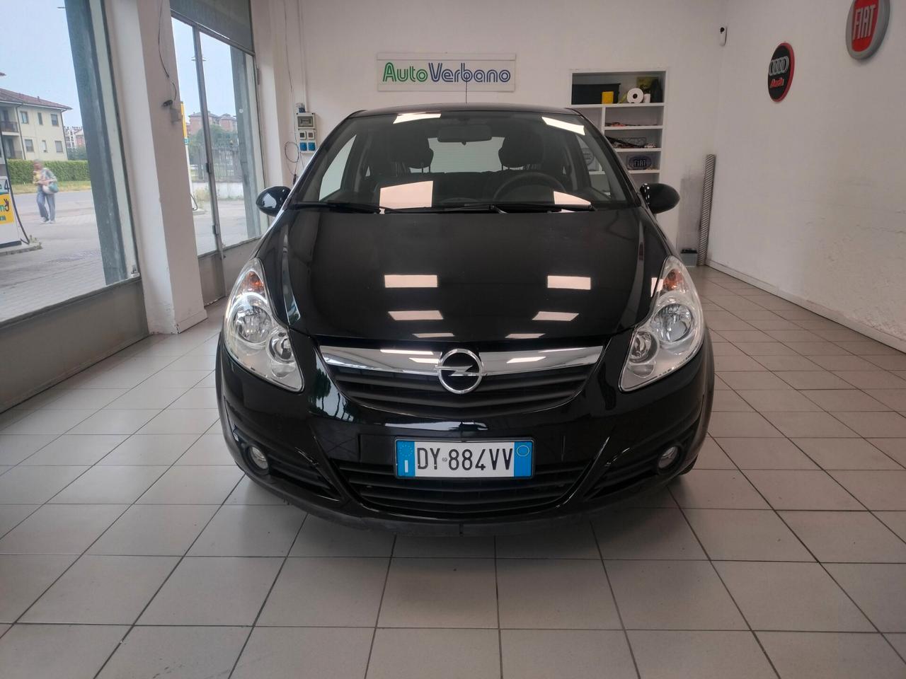 Opel Corsa 1.2 5 porte Easytronic Enjoy