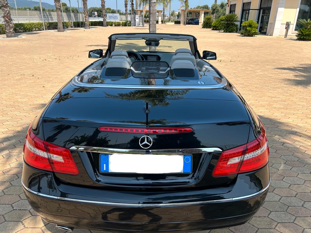 Mercedes-benz E 220 Cabrio BlueEFFICIENCY