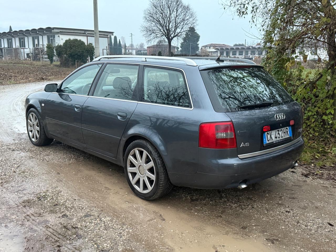 Audi A4 2.5 V6 TDI/180 CV cat Avant quattro