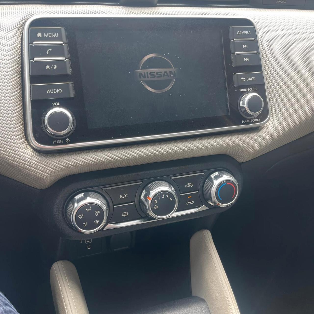 Nissan Micra 1.5 dCi 8V 5 porte Tekna