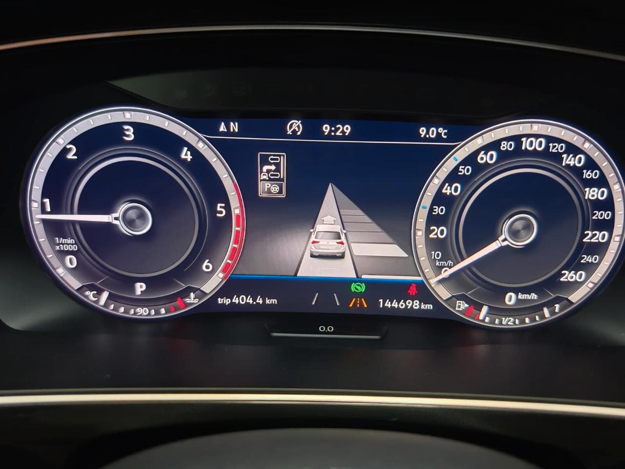 Volkswagen Tiguan 2.0 TDI SCR DSG 4MOTION R-LINE