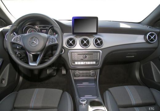 Mercedes-Benz CLA - C117 - CLA 200 d Sport auto FL