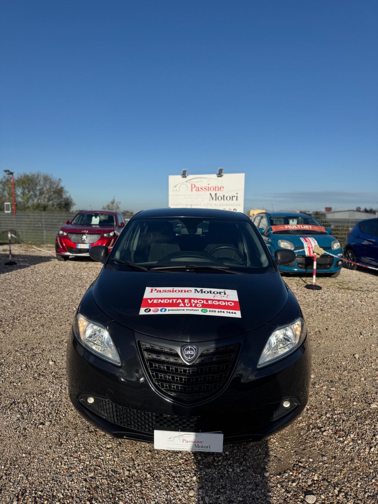 Lancia Ypsilon 1.2 69 CV 5 porte GPL Ecochic S Momodesign