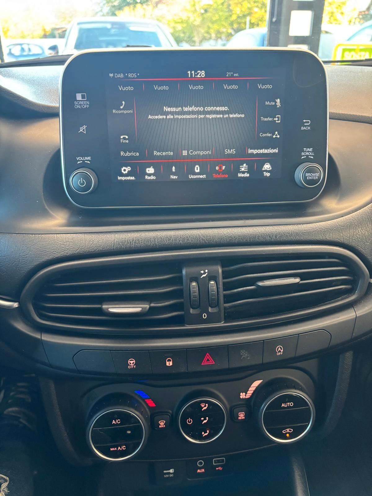 FIAT TIPO ANNO 2018 DS 1.6 ADATTA NEOPATENTATI KM 169 MILA