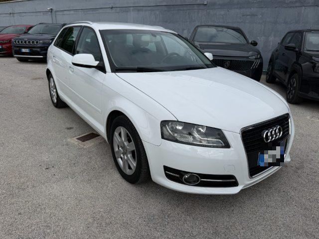 AUDI A3 1.6 TDI 105 CV CR Ambition