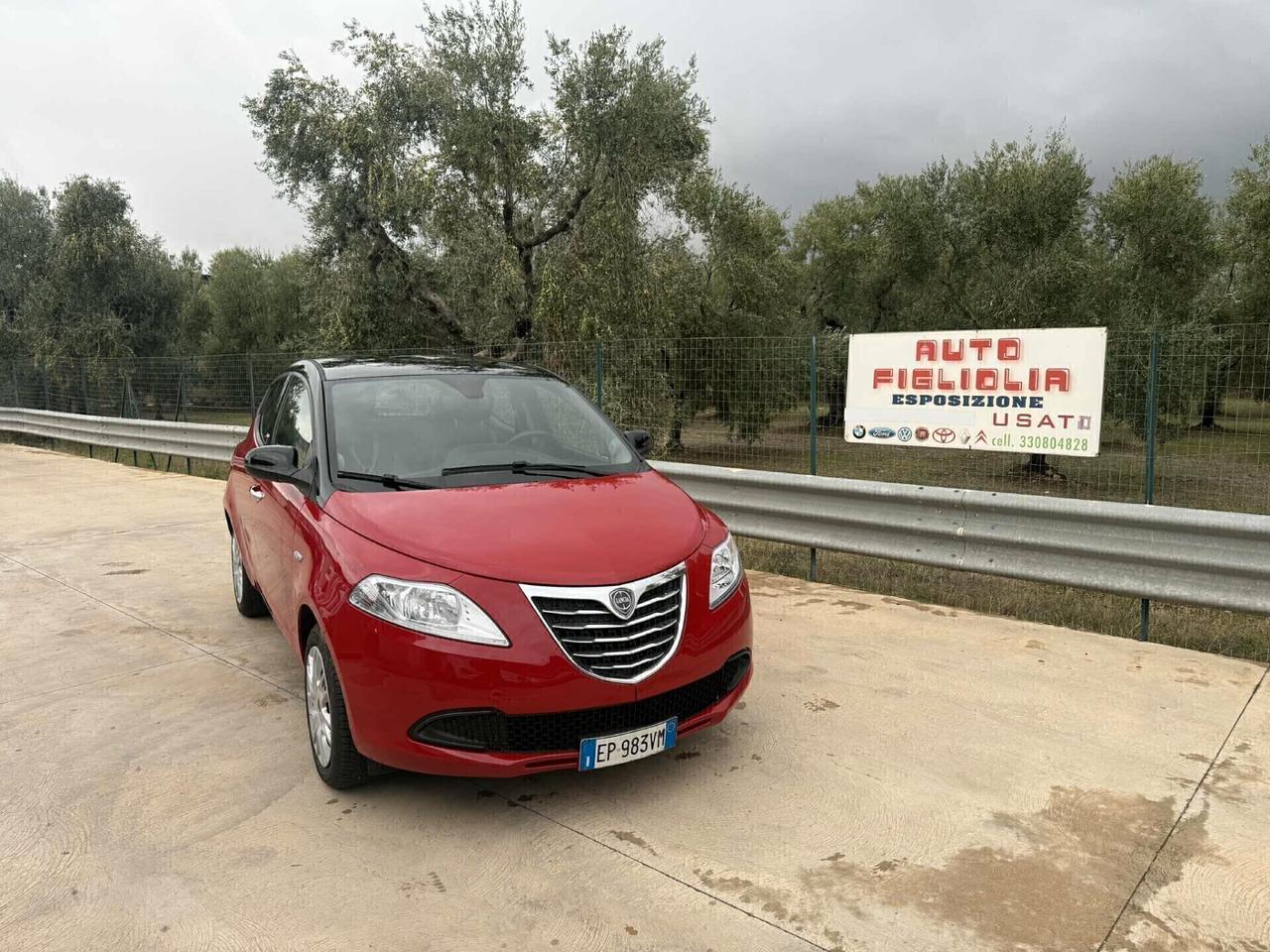 Lancia Ypsilon 1.2 69 96.000km **NEOP OK** 2013