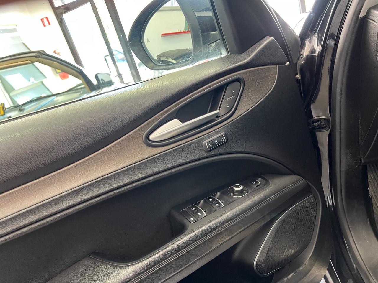 Alfa Romeo Stelvio 2.2 210 CV AT8 Q4 Executive