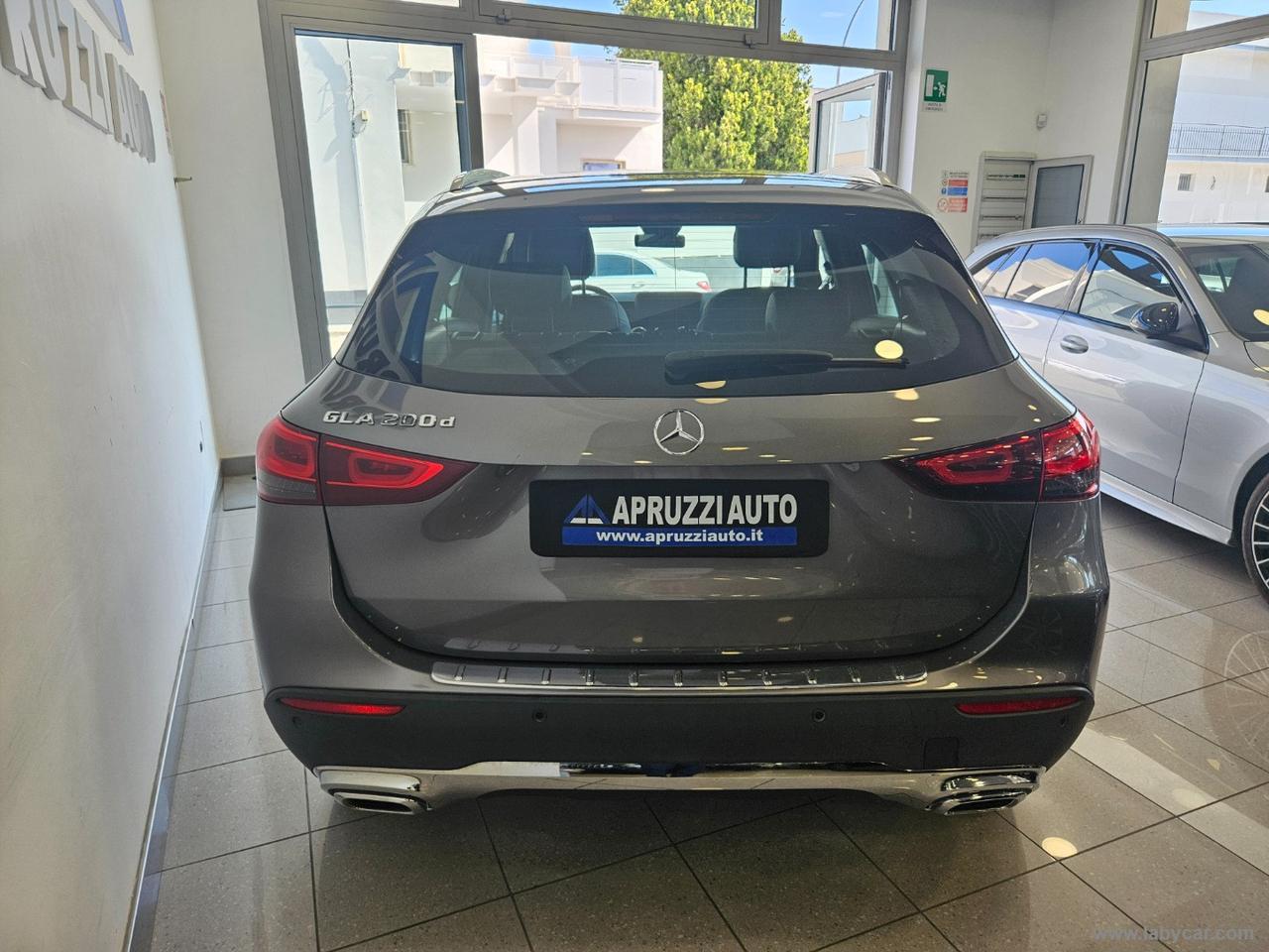 MERCEDES-BENZ GLA 200 d Automatic Sport Plus