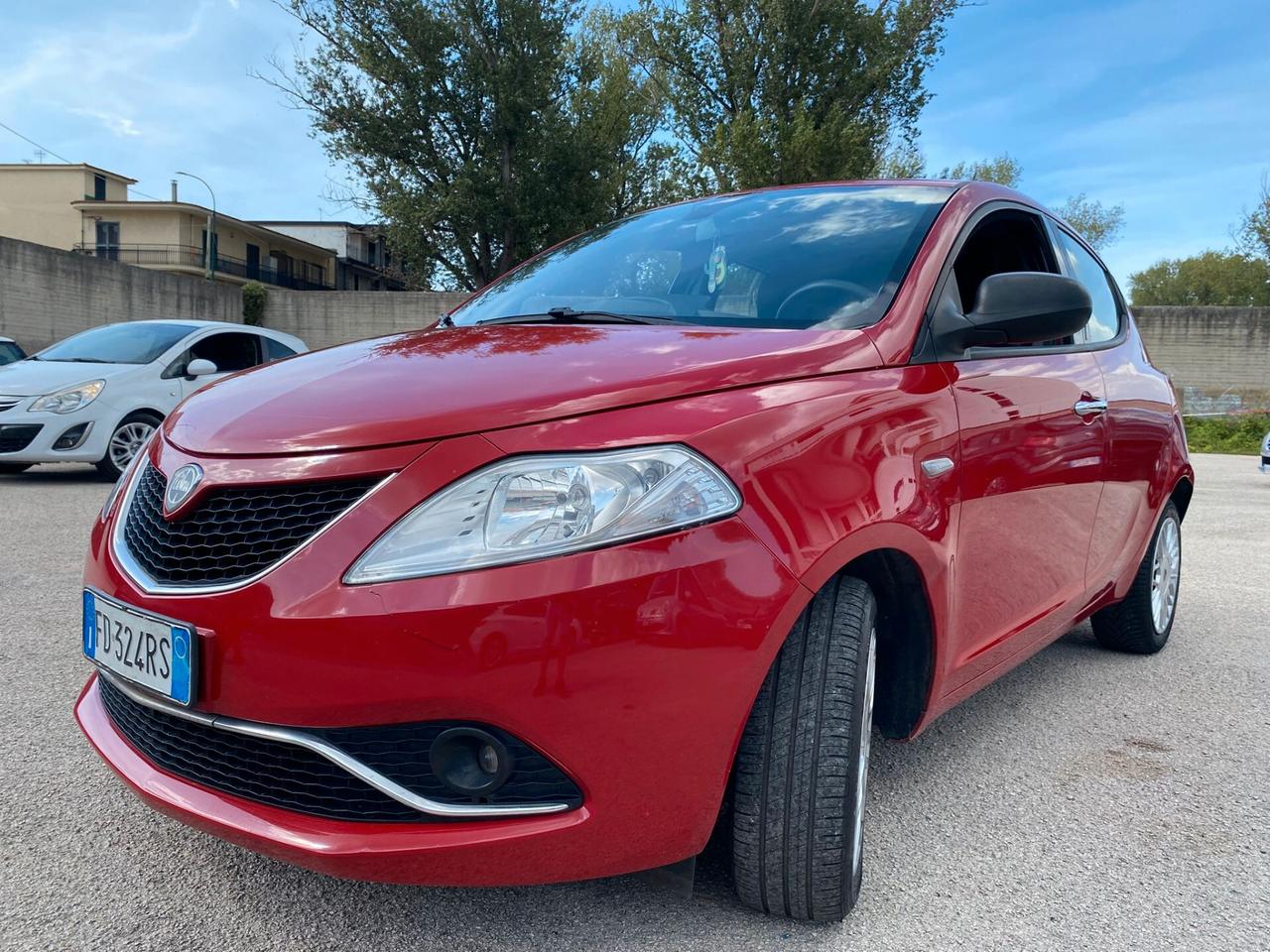 Lancia Ypsilon 1.3 MJT 95cv full restyling 2016