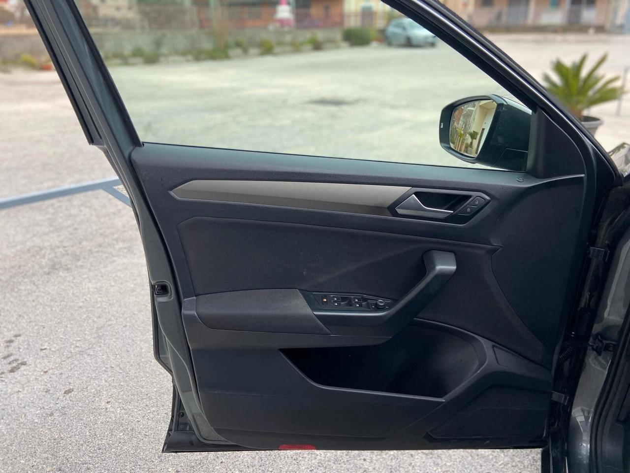 Volkswagen T-Roc 2.0 TDI SCR 116CV Business