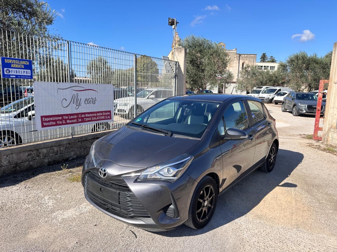 Toyota Yaris 1.0 5 porte Business-2018