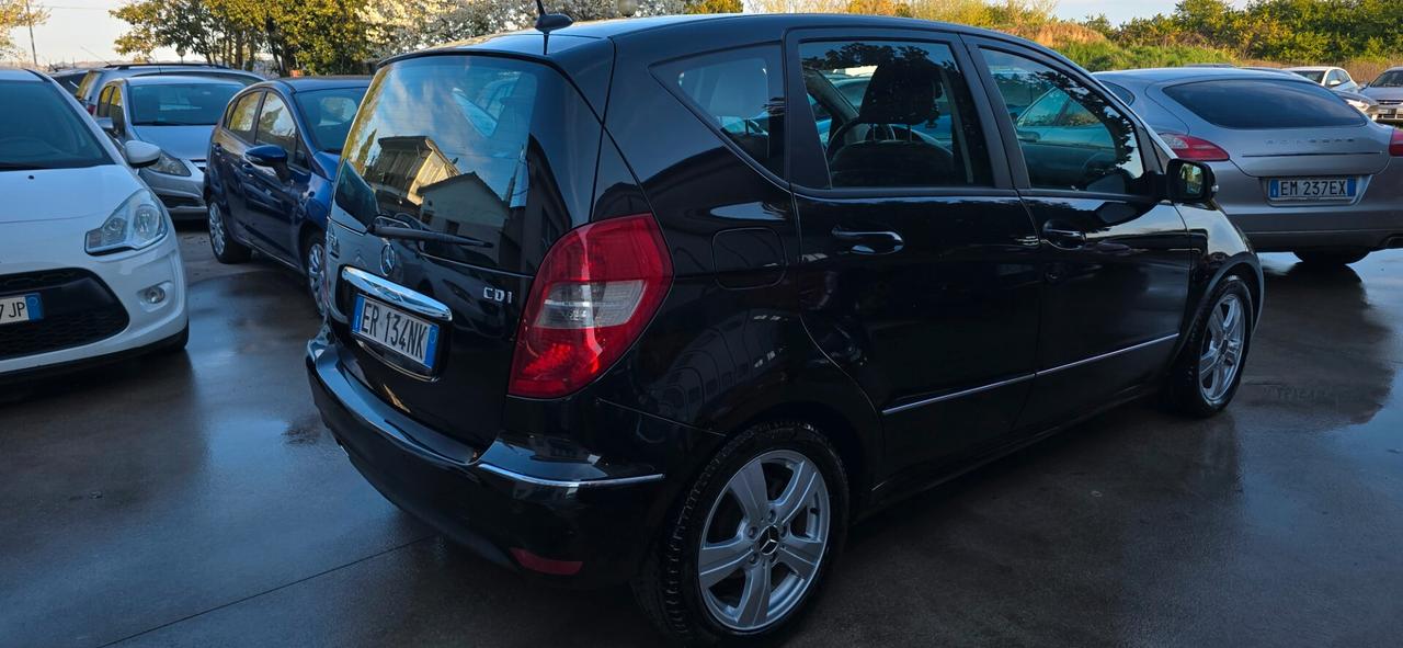 Mercedes-benz A 180 160 CDI BlueEFFICIENCY Executive