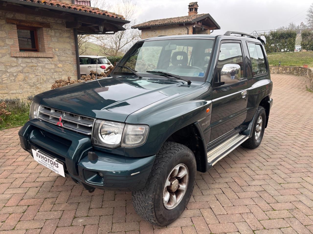 Mitsubishi Pajero 2.5 TDI 100CV GLS